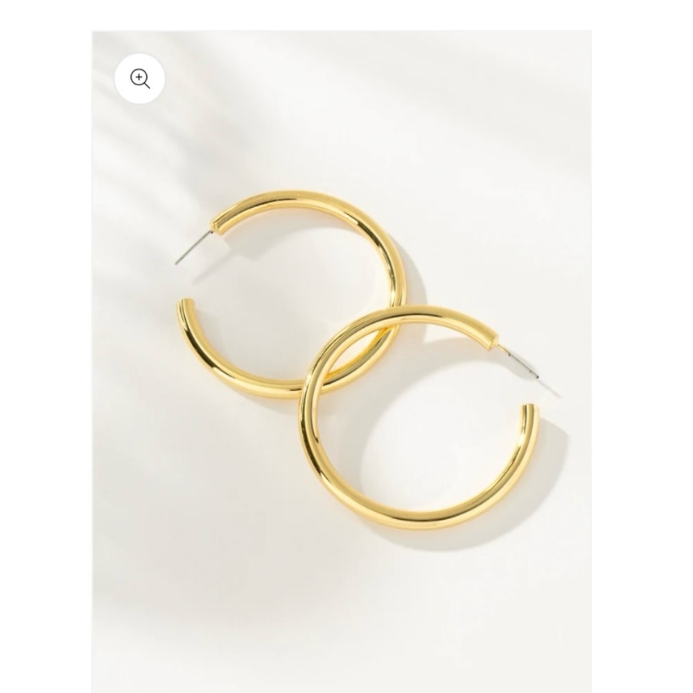 Uncommon James Classic Thick Gold Hoop Earrings - Gold / Large